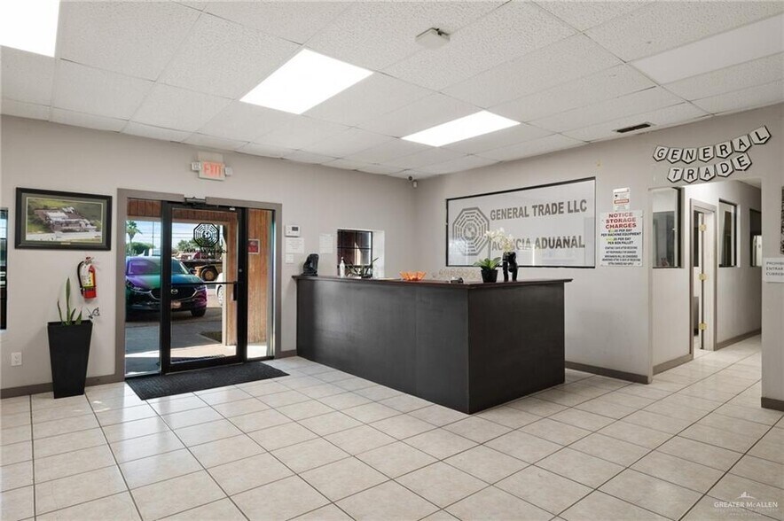 More Photos Of 3101 E US Hwy 83, Hidalgo Contractor Storage Yard For Lease