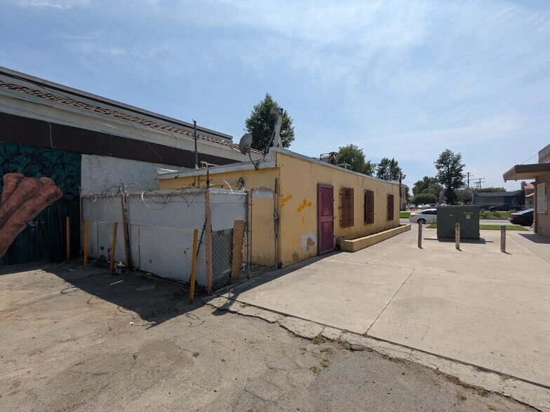 More Photos Of 719 S Euclid Ave, Ontario Storefront For Sale