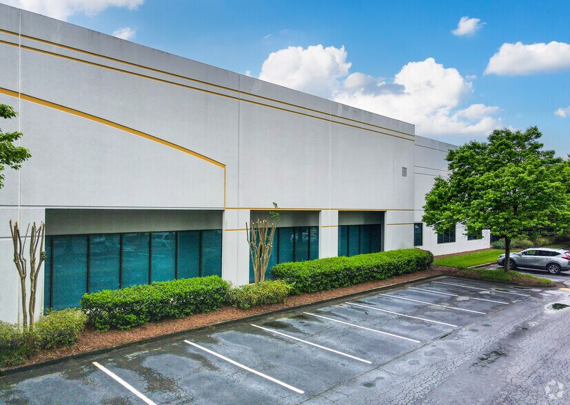More Photos Of 5356 Georgia Highway 85, Forest Park Warehouse For Lease