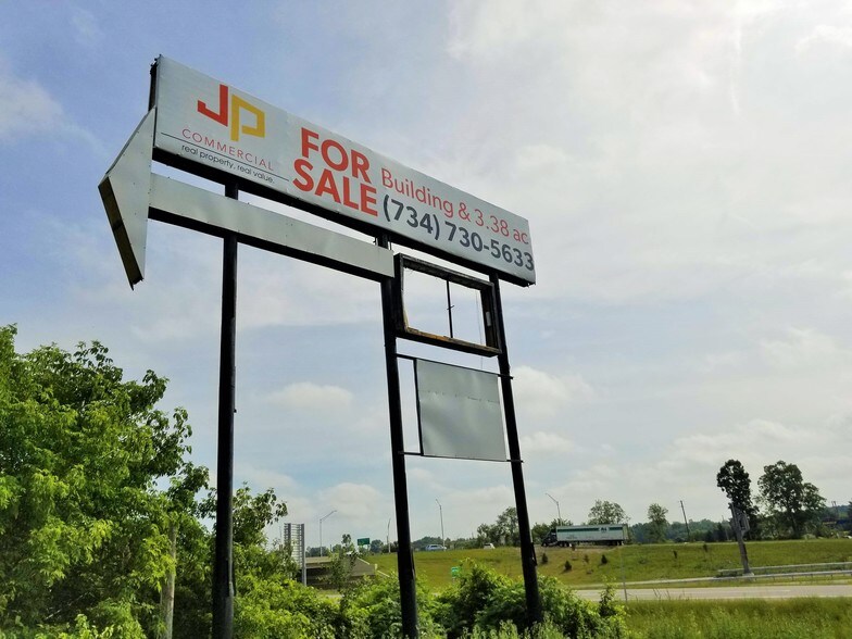 More Photos Of 50 E North Territorial Rd, Whitmore Lake Restaurant For Sale