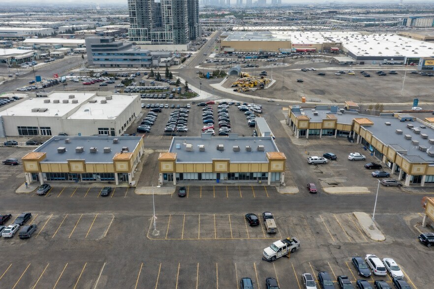 More Photos Of 9100 Jane St, Vaughan Freestanding For Lease