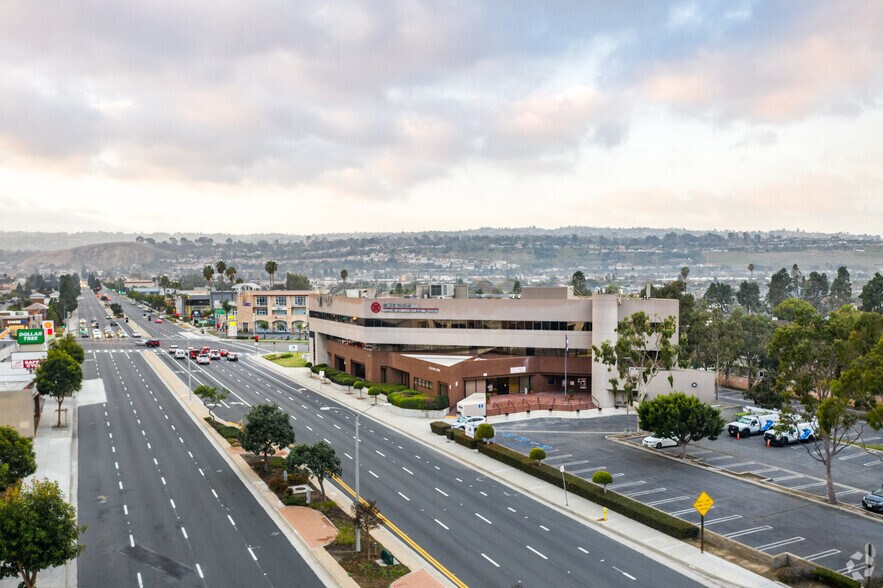 More Photos Of 23133 Hawthorne Blvd, Torrance Medical For Lease