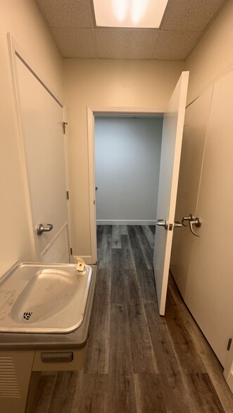 More Photos Of 1544 W 2nd St, Gulf Shores Office For Lease