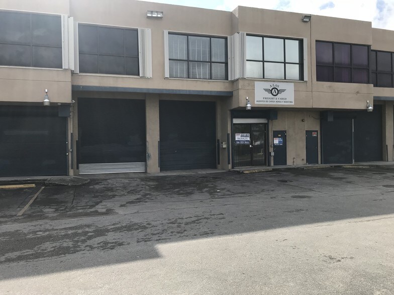 More Photos Of 6820-6856 NW 77th Ct, Miami Warehouse For Lease