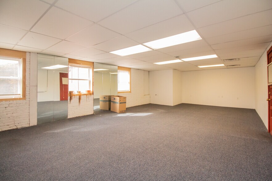 More Photos Of 21-69 S Main St, Leicester Light Distribution For Sale