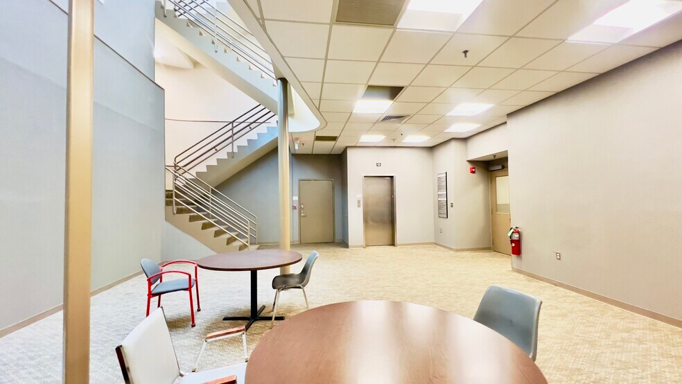 More Photos Of 561 Cranbury Rd, East Brunswick Medical For Sale