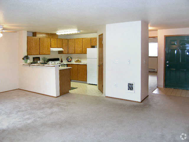 More Photos Of 2231 NE Bridgecreek Ave, Vancouver Apartments For Sale