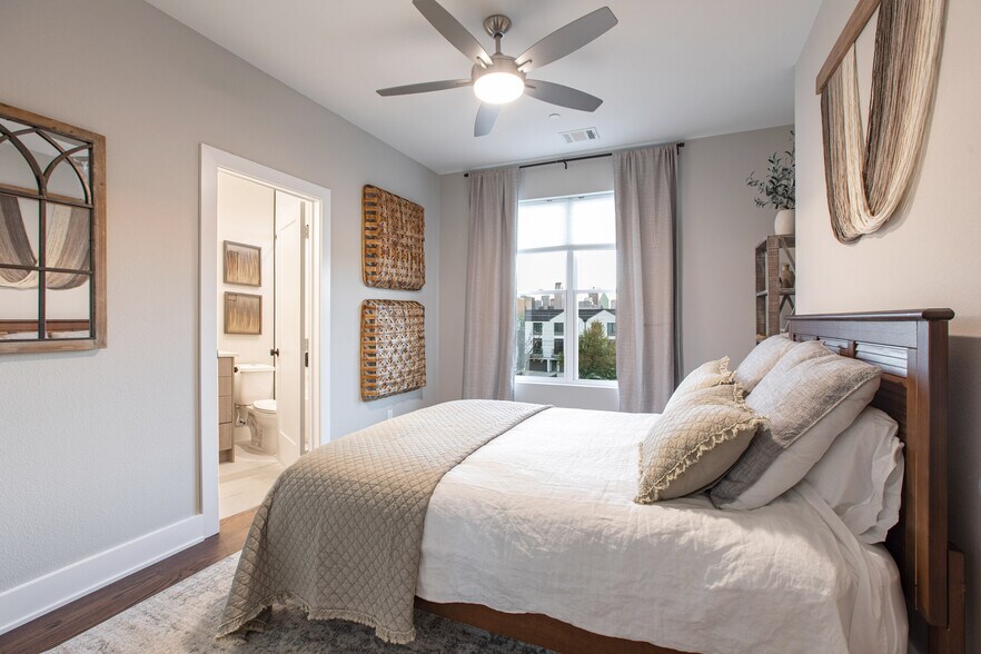 More Photos Of 4514 Cabell Dr, Dallas Apartments For Sale