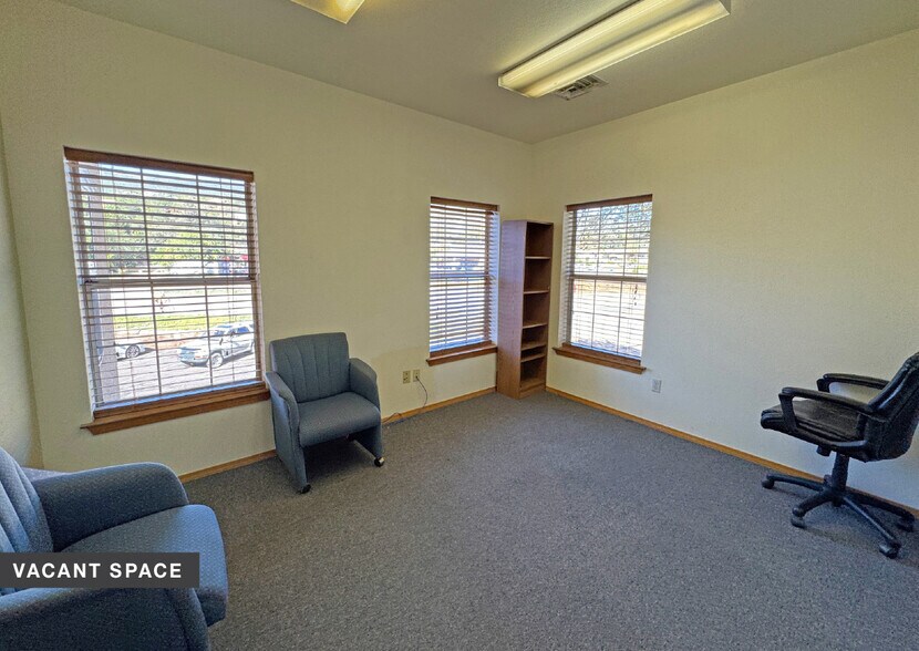 More Photos Of 12126 N Hwy 14, Cedar Crest Office For Sale