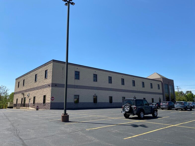 More Photos Of 1400 Lebanon Church Rd, Pittsburgh Unknown For Lease