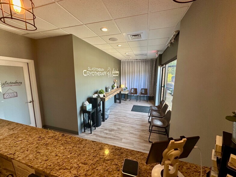 More Photos Of 730 Hebron Ave, Glastonbury Storefront Retail Office For Lease