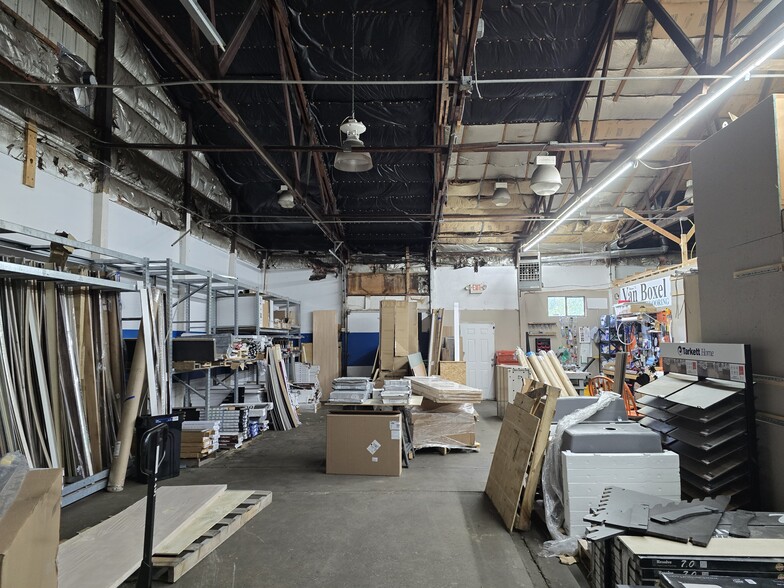 More Photos Of 9040 State Rt 14, Streetsboro Auto Repair For Sale
