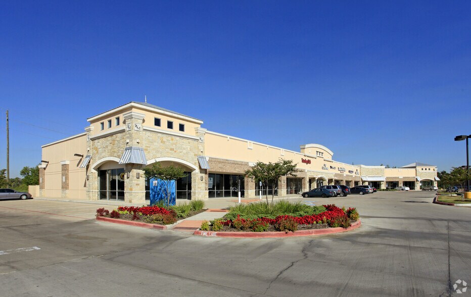 More Photos Of 11005 Shadow Creek Pky, Pearland Land For Sale