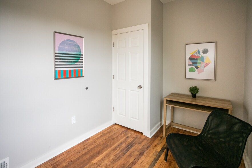 More Photos Of 7627 Poe St, Detroit Apartments For Sale