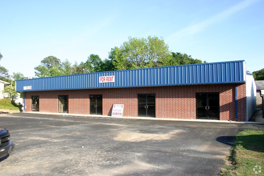 More Photos Of 1539 Airport Rd, Hot Springs Storefront For Lease