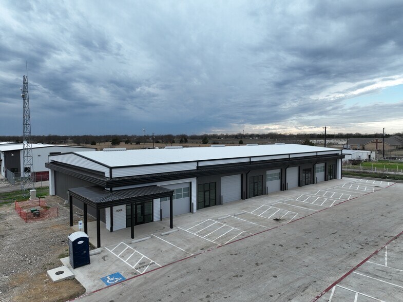 More Photos Of 1001 Industrial Way Dr, Anna Unknown For Lease
