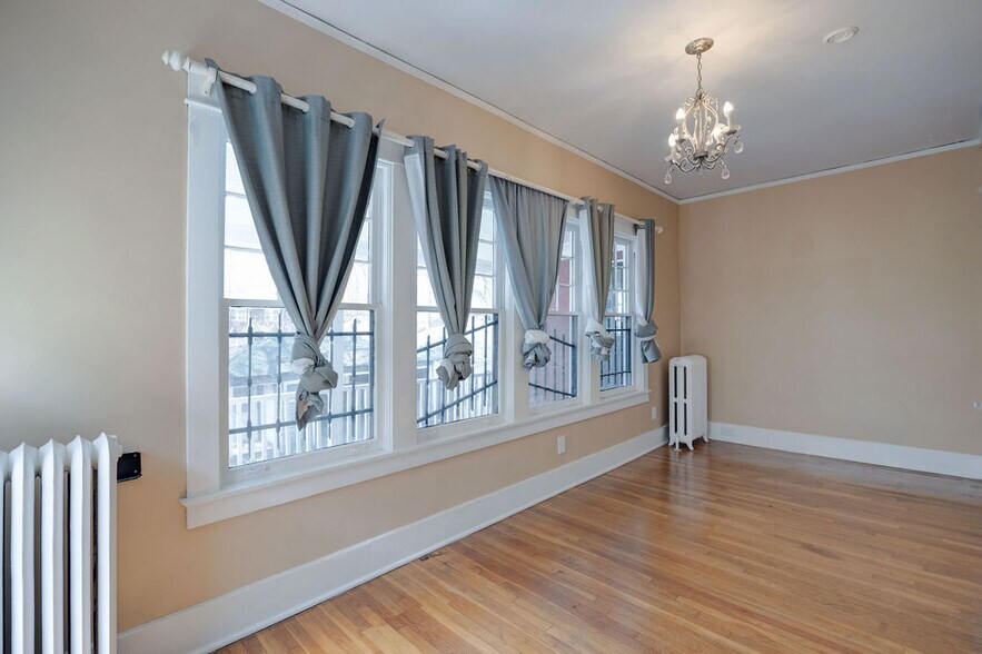 More Photos Of 195 Angelus St, Memphis Multifamily For Sale