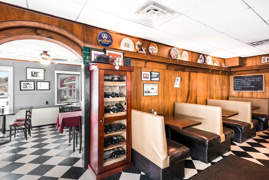 More Photos Of 67 Washington St, Auburn Storefront Retail Residential For Sale
