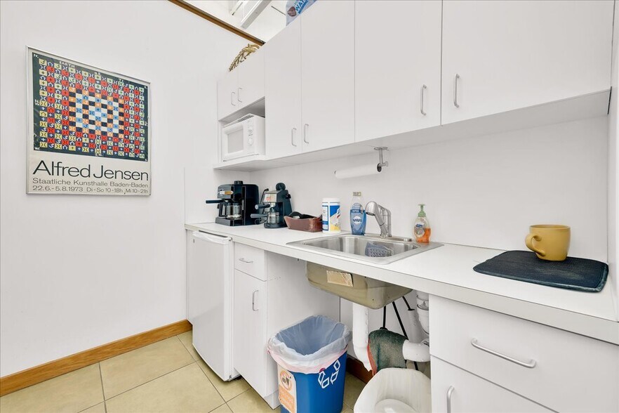 More Photos Of 2830 W State Road 84, Fort Lauderdale Flex For Sale