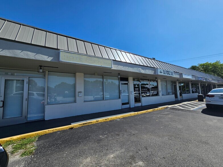 More Photos Of 3325 Griffin Rd, Fort Lauderdale Freestanding For Lease