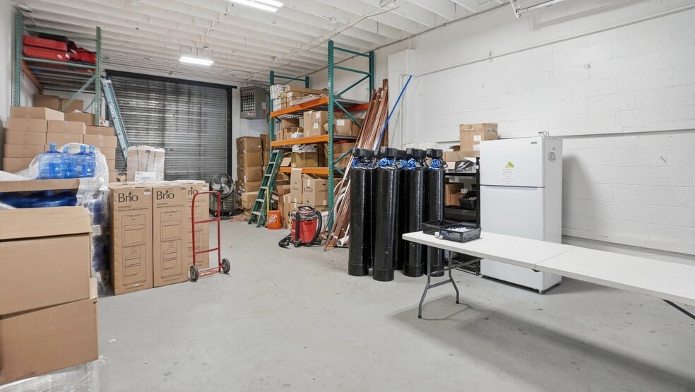 More Photos Of 384 Moffitt Blvd, Islip Warehouse For Sale