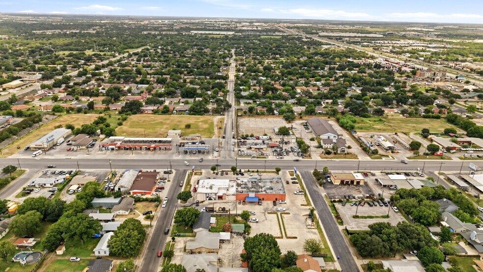 More Photos Of 4946 Rigsby Ave, San Antonio Restaurant For Sale