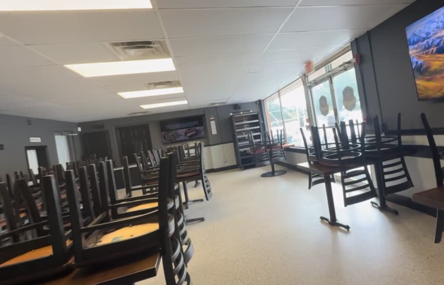 More Photos Of 179 N Us-27 Hwy, Clermont Office For Lease