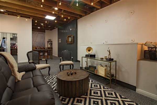 More Photos Of 7451 Monterey St, Gilroy Storefront Retail Office For Sale