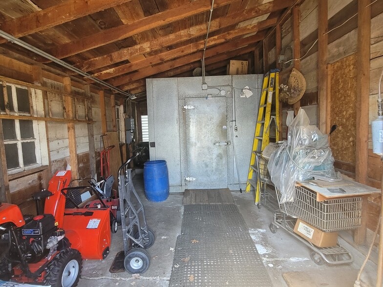 More Photos Of 153 Main St, Bowlus Convenience Store For Sale