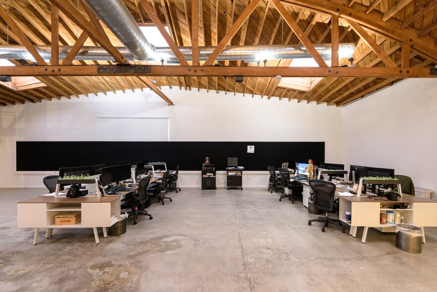 More Photos Of 5822 Washington Blvd, Culver City Loft Creative Space For Lease