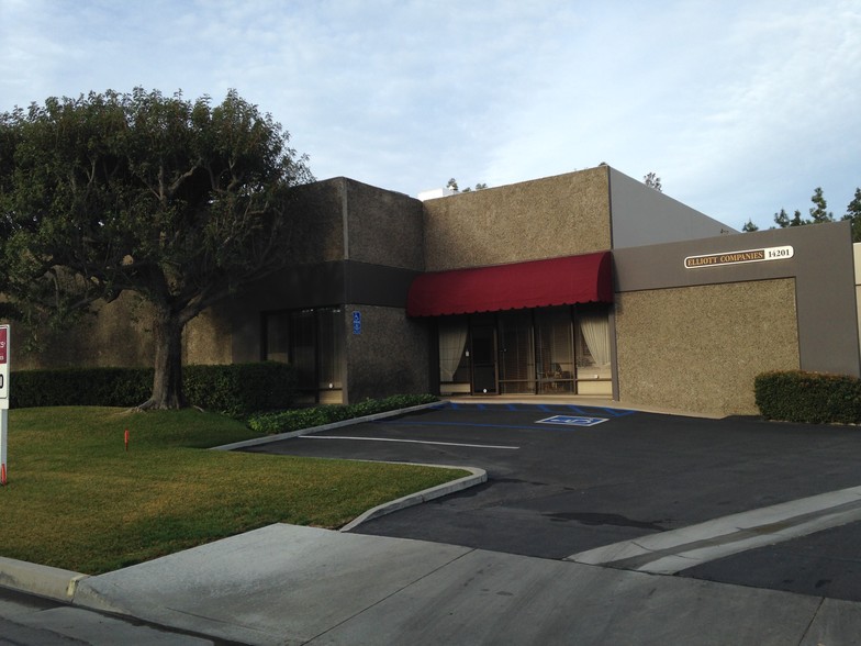 More Photos Of 14201-14211 Chambers Rd, Tustin Manufacturing For Lease