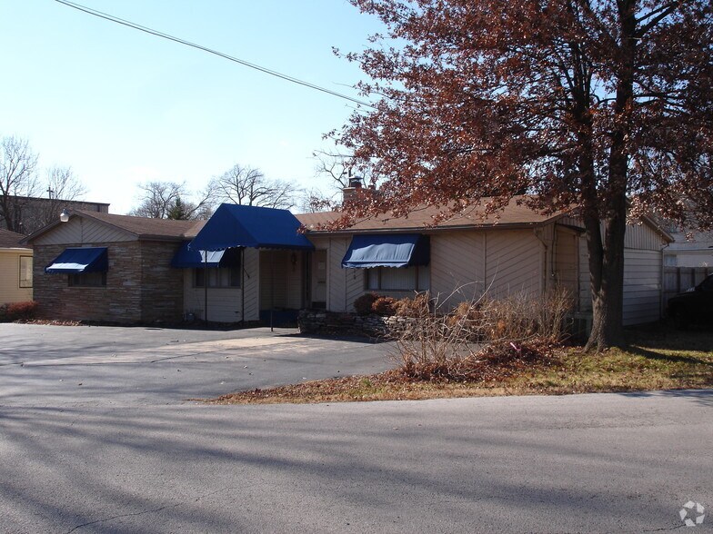 More Photos Of 2115 S Brentwood, Springfield Daycare Center For Sale