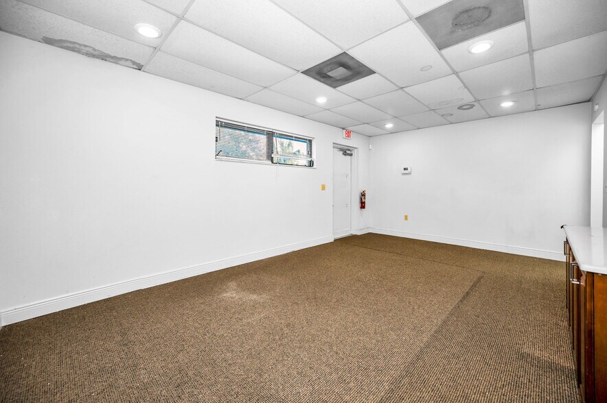 More Photos Of 4021 Central Ave, Saint Petersburg Medical For Lease