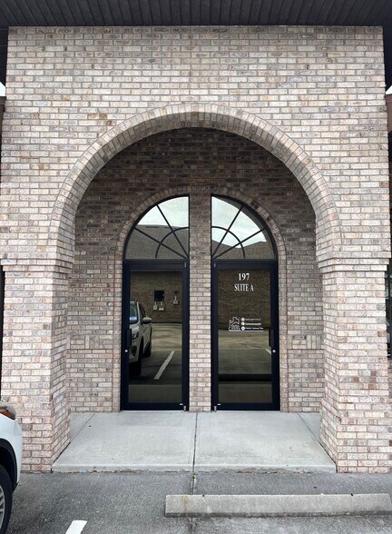 More Photos Of 197 Bouganvillea Dr, Rockledge Medical For Lease