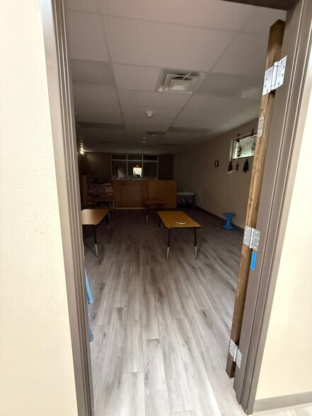 More Photos Of 1351 N Zaragoza Rd, El Paso Office For Sale
