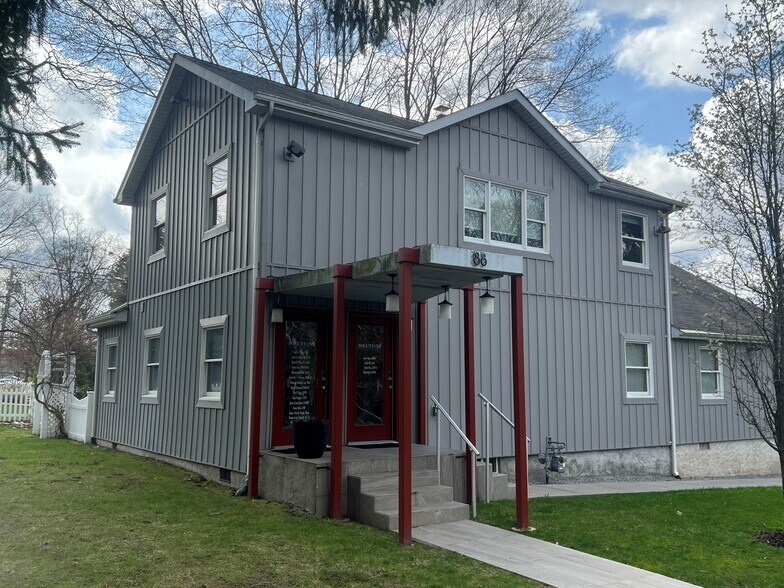 More Photos Of 88 Terry Rd, Smithtown Office For Sale
