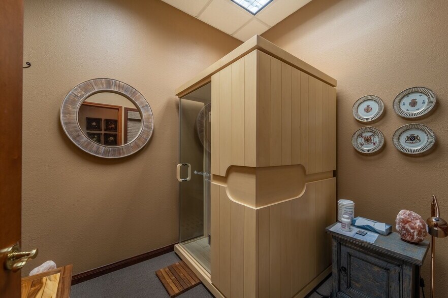 More Photos Of 1444 W Main St, Ripon Medical For Lease