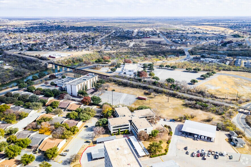 More Photos Of 441 Rio Concho Dr, San Angelo Hotel For Sale