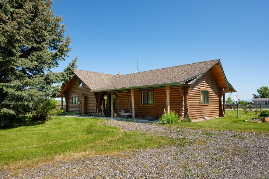 More Photos Of 70 Williams Rd E, Gallatin Gateway Flex For Sale