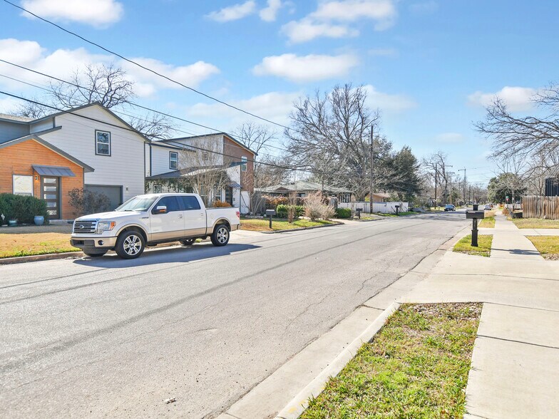 More Photos Of 5405 Prock Ln, Austin Land For Sale