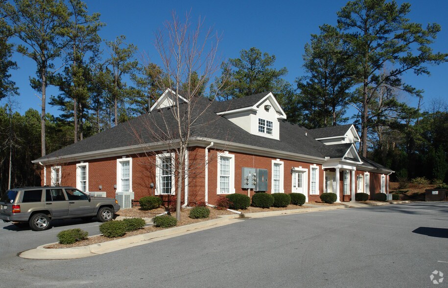 More Photos Of 500 Swanson Rd, Tyrone Office For Lease
