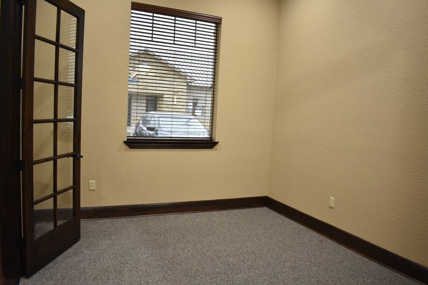 More Photos Of 5899 Preston Rd, Frisco Medical For Lease