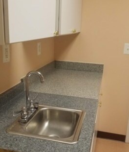 More Photos Of 559 Frost Ave, Warrenton Medical For Lease