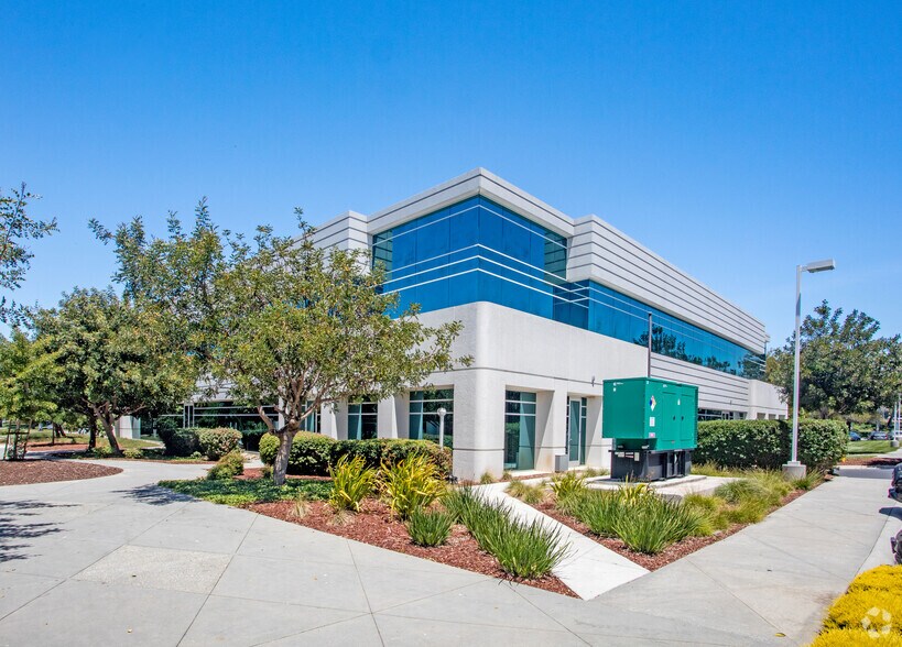 More Photos Of 975 Island Dr, Redwood City Office For Lease