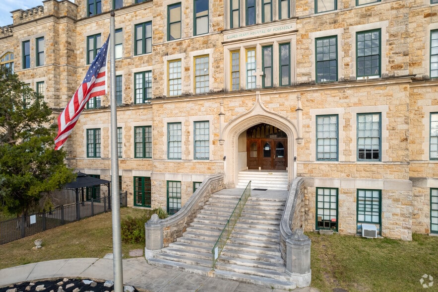 More Photos Of 1010 12th Ave, Pensacola Medical For Lease