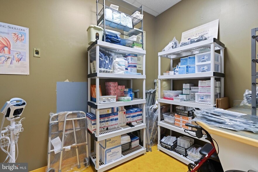 More Photos Of 251 Lewis Ln, Havre De Grace Medical For Sale