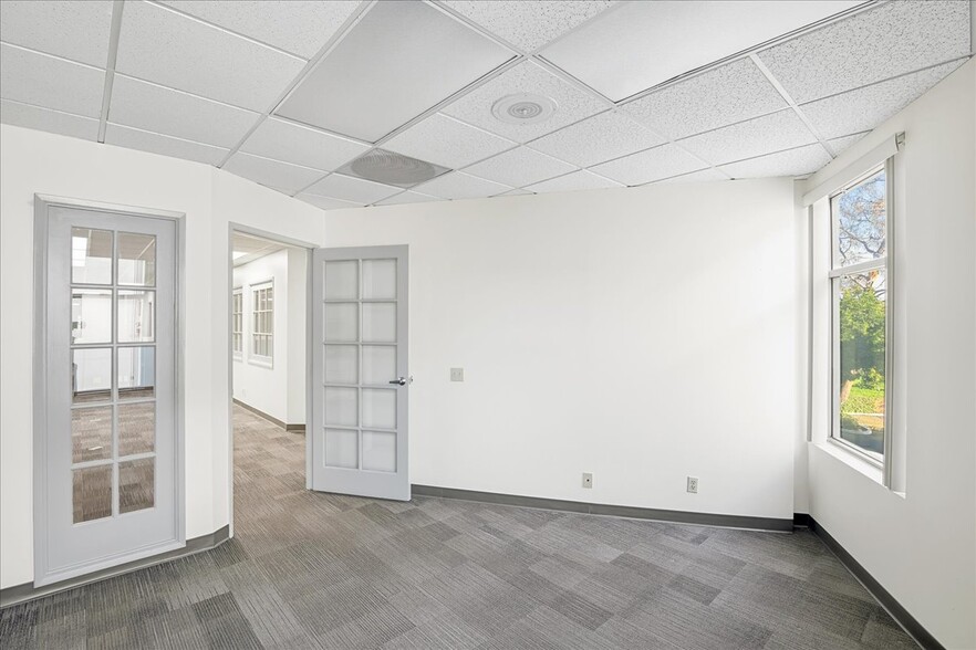 More Photos Of 12 Mauchly, Irvine Office Residential For Sale