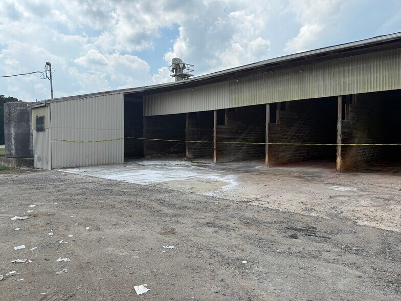 More Photos Of 4911 Terra Ceia Road, Pantego Industrial For Sale