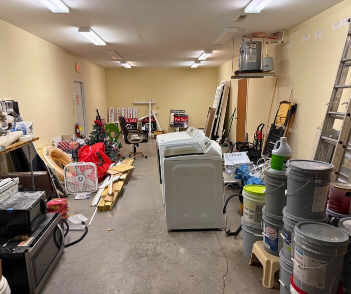 More Photos Of 206 Hillstone Dr, Jamestown Office For Lease