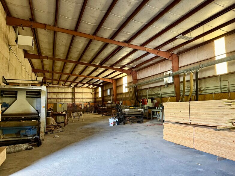 More Photos Of 500 Industrial Park dr, Brewton Warehouse For Sale